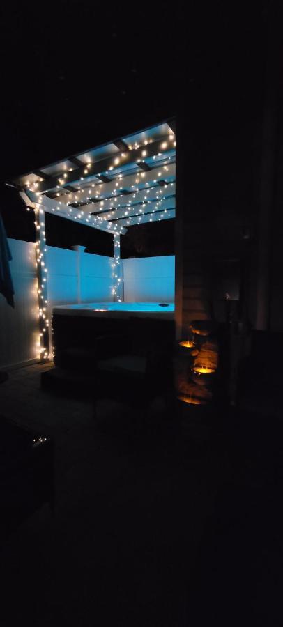 Hot Tub- 80'S Arcade- Pool Table- Historic Downtown- 7 Car Parking Vila St. Augustine Exterior foto